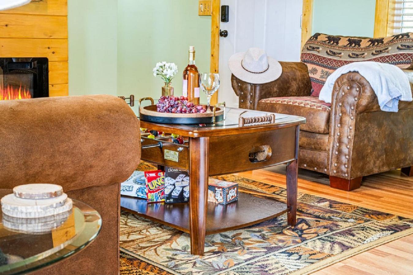 Brand New Tiny Cabin! A Bearly Adventure Sevierville Eksteriør bilde