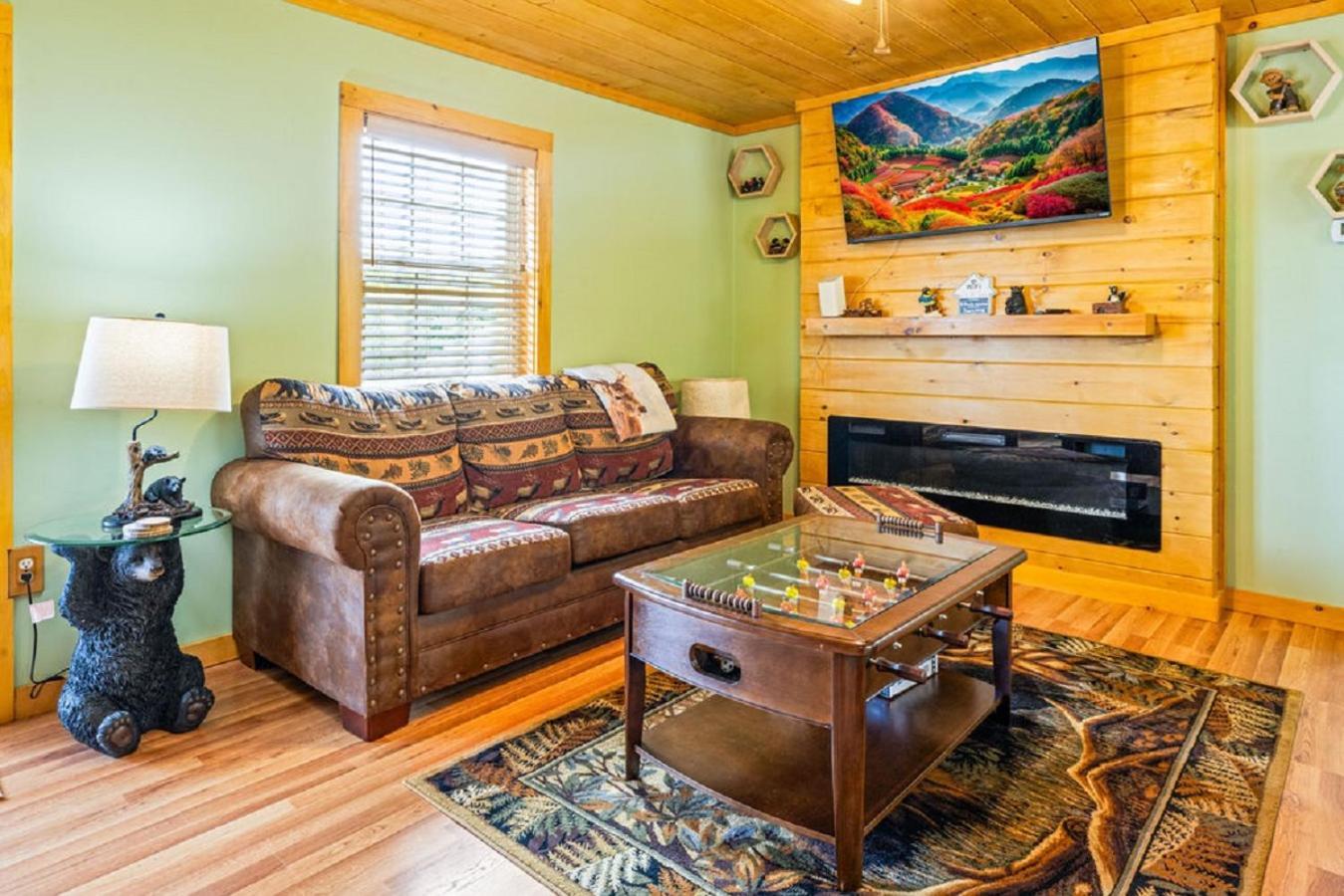 Brand New Tiny Cabin! A Bearly Adventure Sevierville Eksteriør bilde